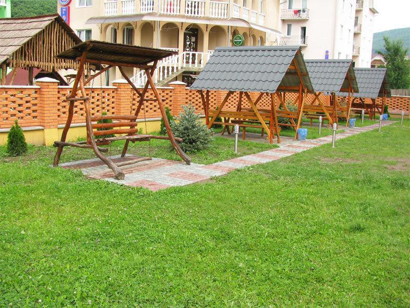 Edelweiss Hotel Polyana  Exterior foto